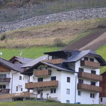 Daire Alpen-appartements Zuercher Kappl (Landeck)