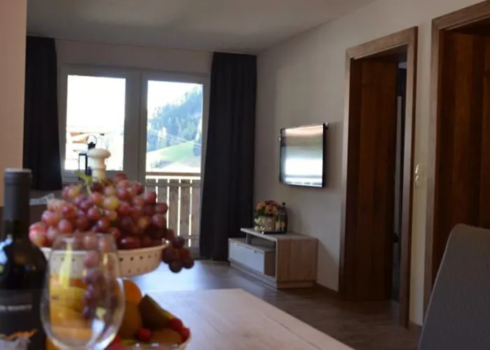 Daire Alpen-appartements Zuercher *