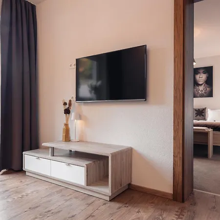 아파트 Alpen-appartements Zuercher