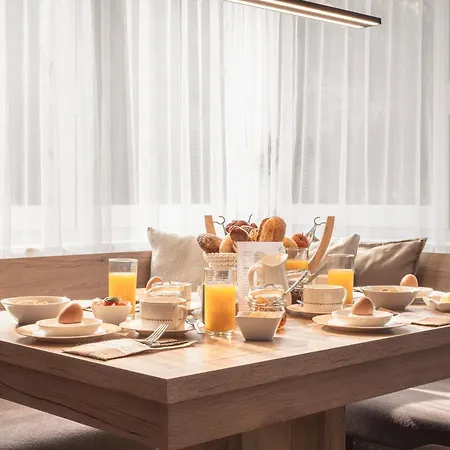 Alpen-appartements Zuercher * 카플